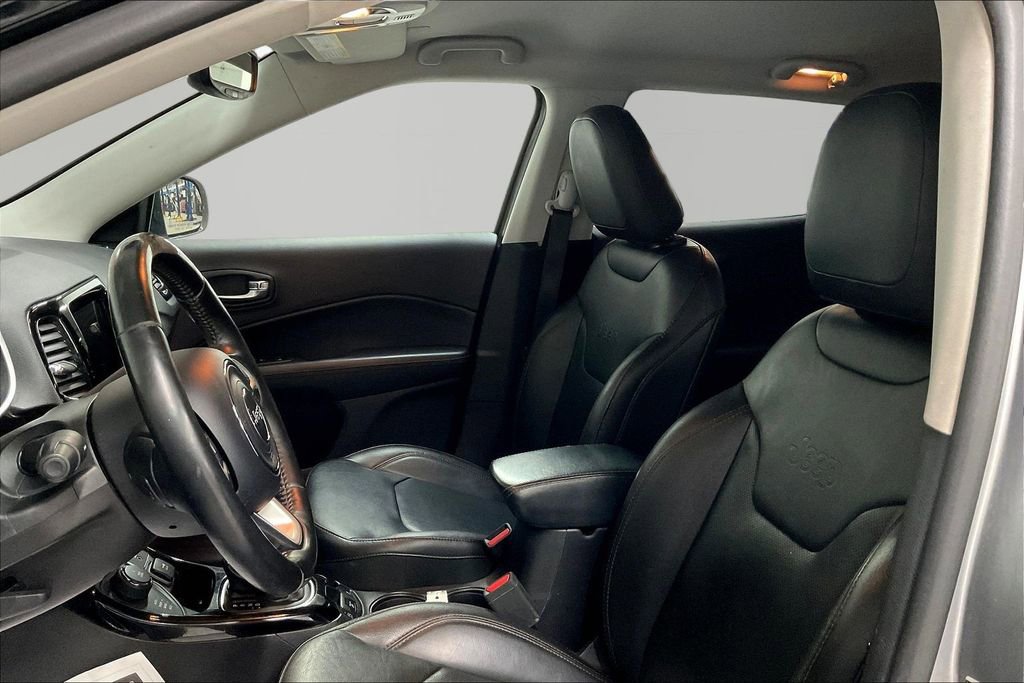 Used 2020 Jeep Compass Limited image 23