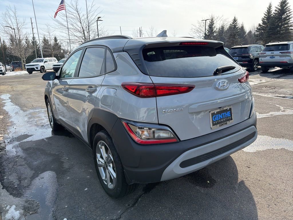 Used 2023 Hyundai Kona SEL image 4