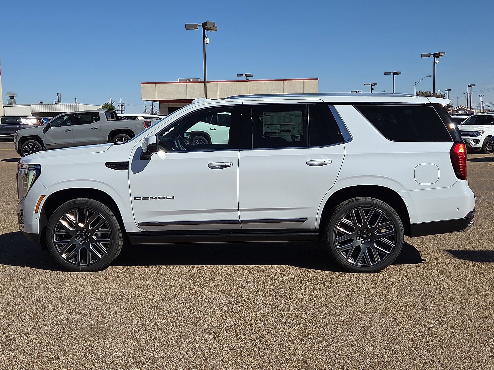 New 2026 GMC Yukon Denali Ultimate image 2