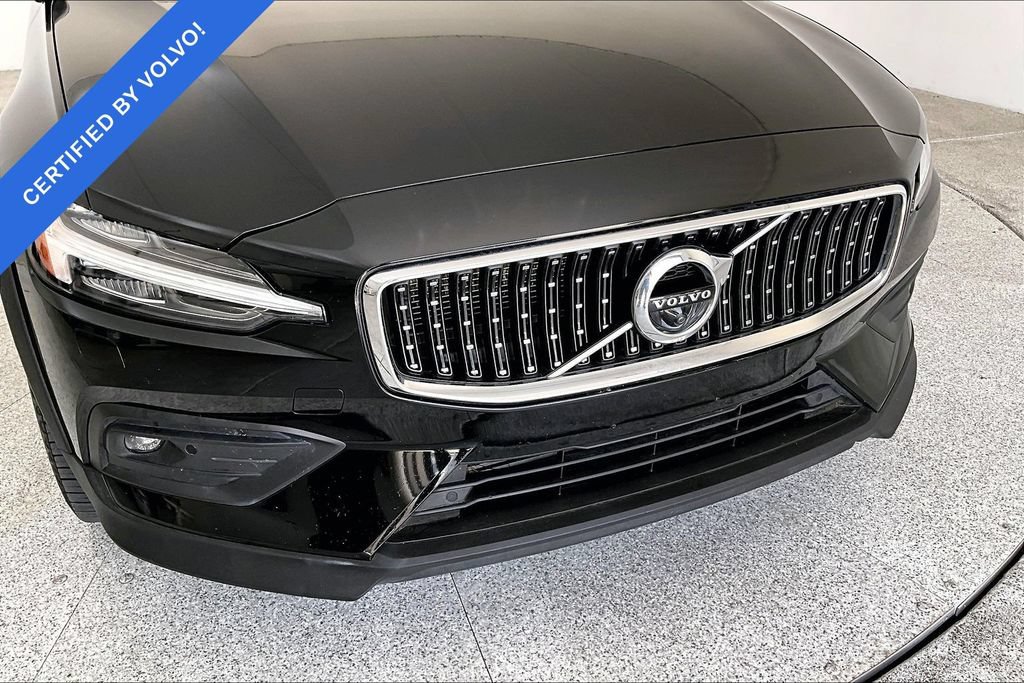 Used 2022 Volvo V60 T5 Cross Country w/ Advanced Package AWD/4WD image 36