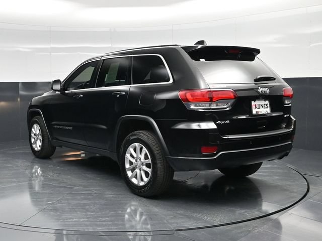 Certified 2022 Jeep Grand Cherokee Laredo E AWD/4WD image 11