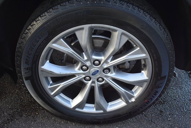 Used 2022 Ford Explorer XLT w/ Equipment Group 202A image 50