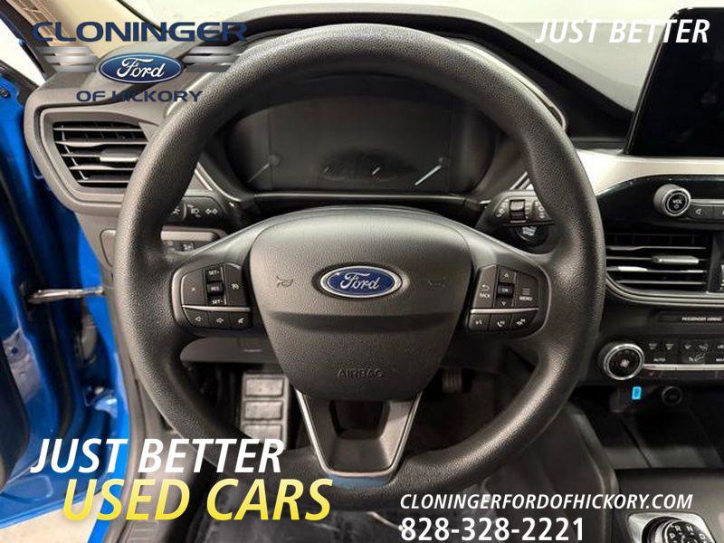 Used 2020 Ford Escape SE image 22