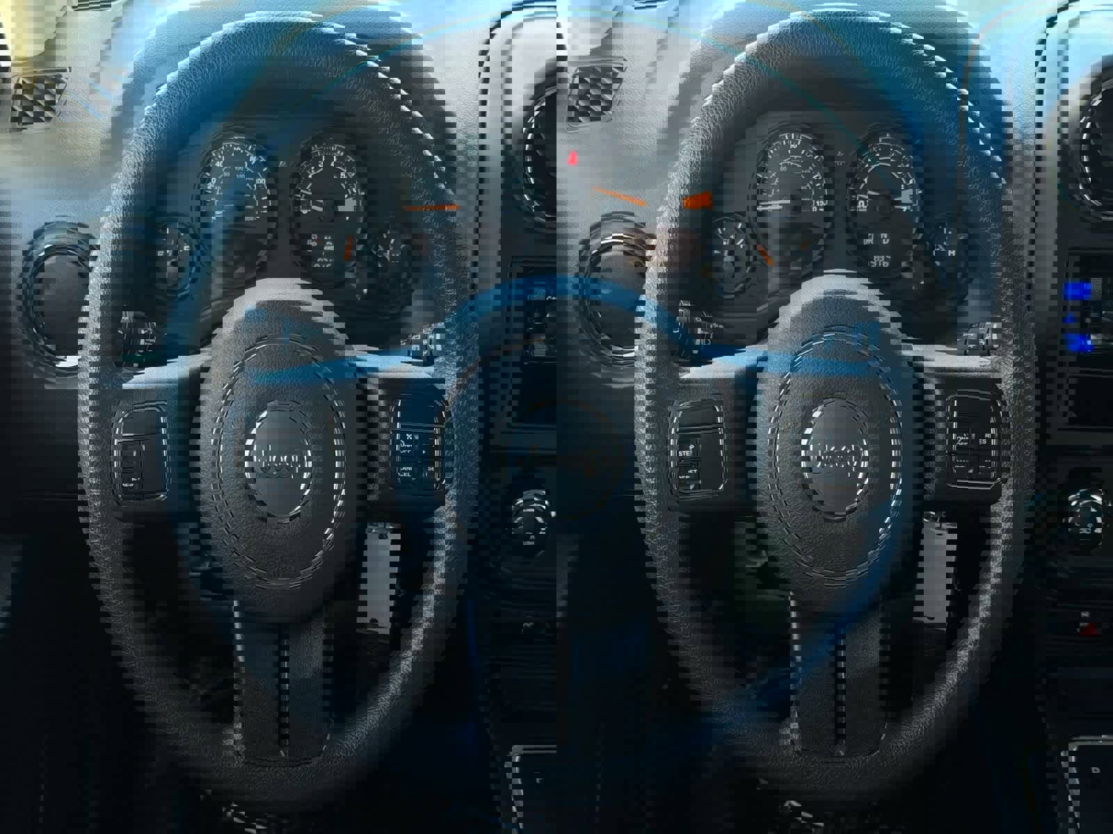 Used 2016 Jeep Patriot Sport image 23