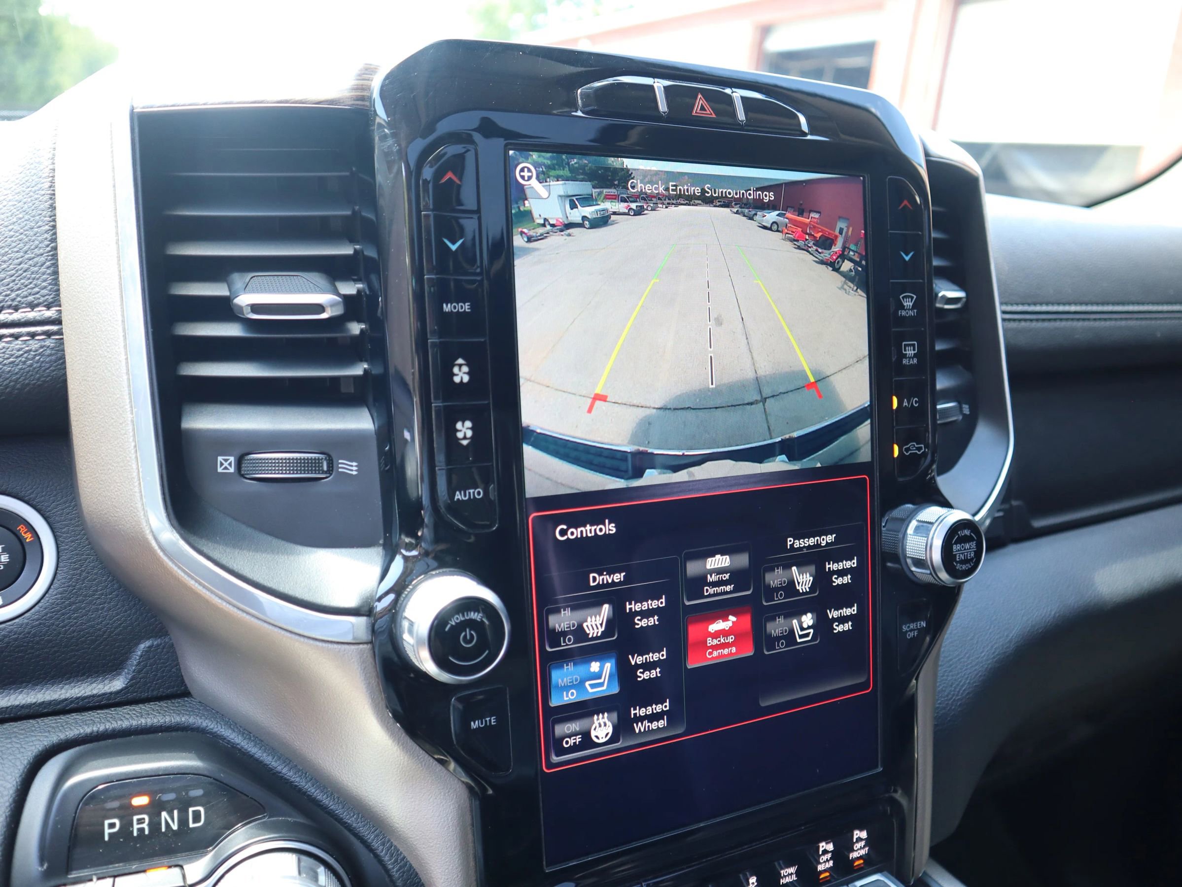 Used 2020 RAM 1500 Laramie image 18