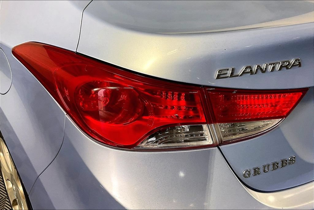 Used 2011 Hyundai Elantra Limited w/ Premium Pkg 5 FWD image 39