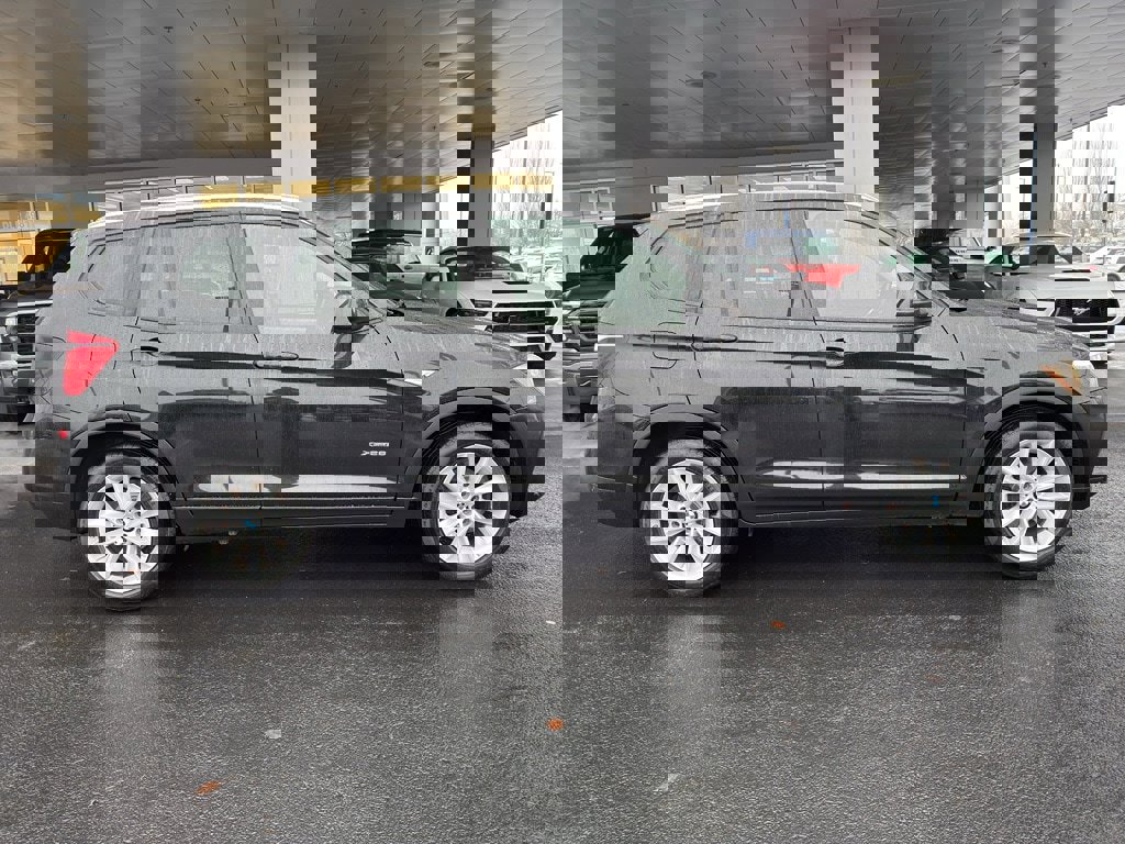 Used 2015 BMW X3 xDrive28i image 3