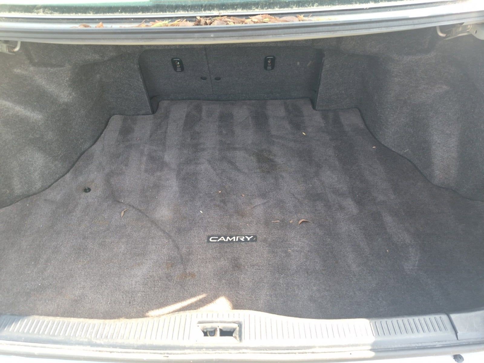 Used 2001 Toyota Camry XLE FWD image 17