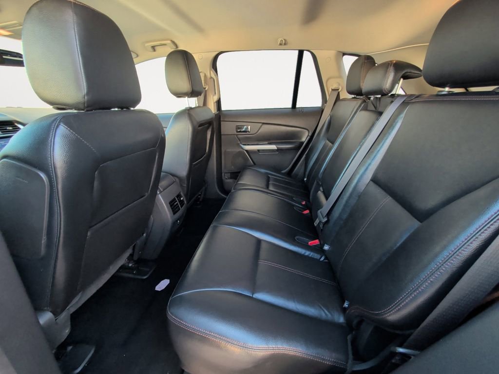 Used 2014 Ford Edge SEL w/ Equipment Group 204A AWD/4WD image 13