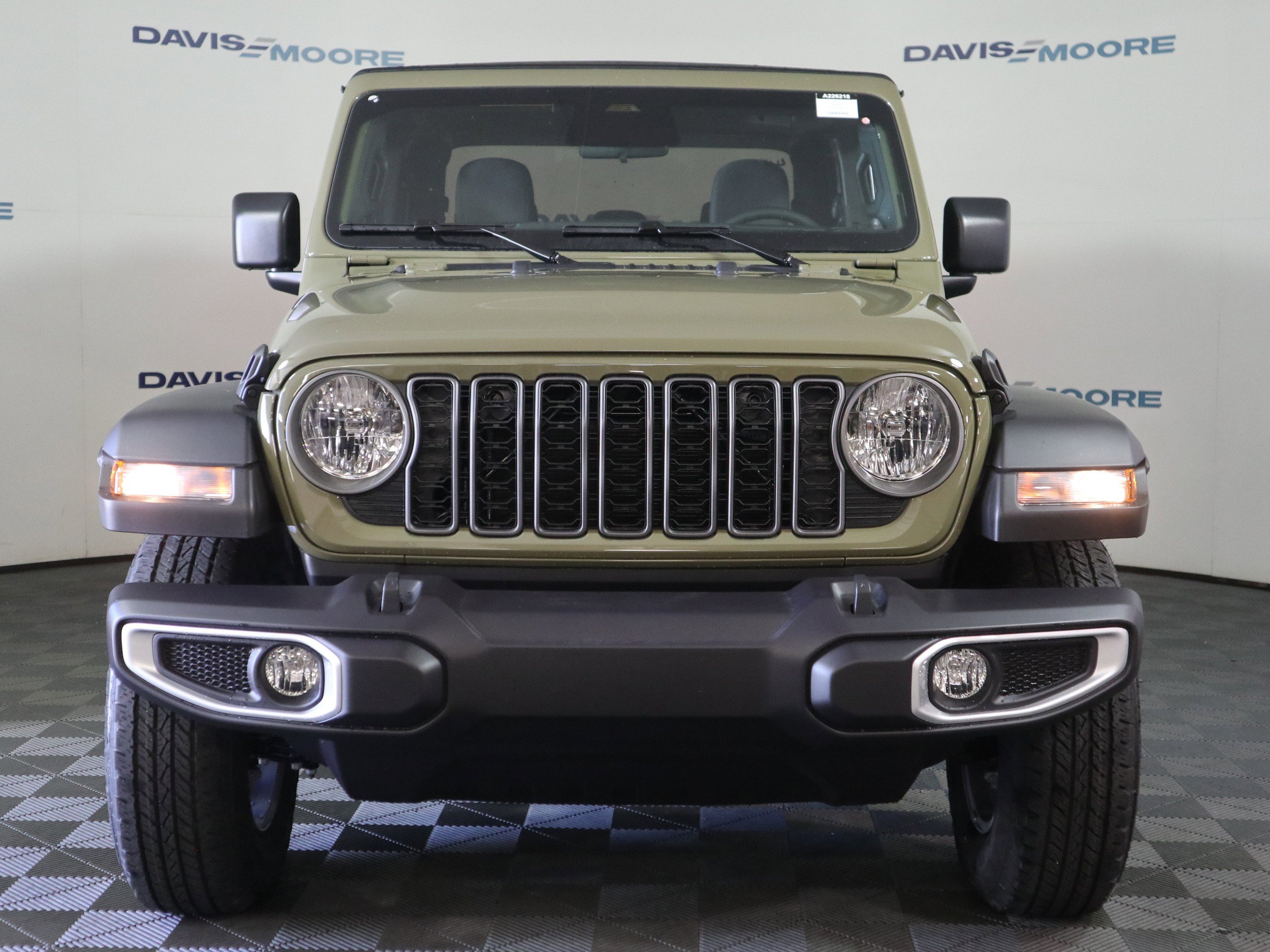 New 2026 Jeep Gladiator Sport AWD/4WD image 13