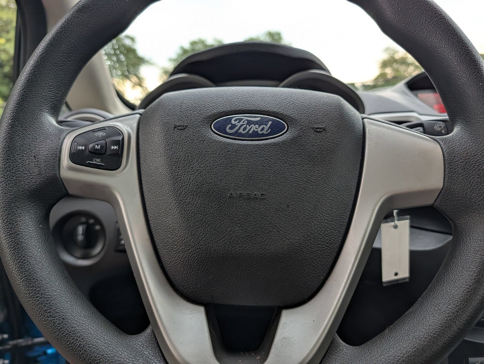 Used 2012 Ford Fiesta SE FWD image 24