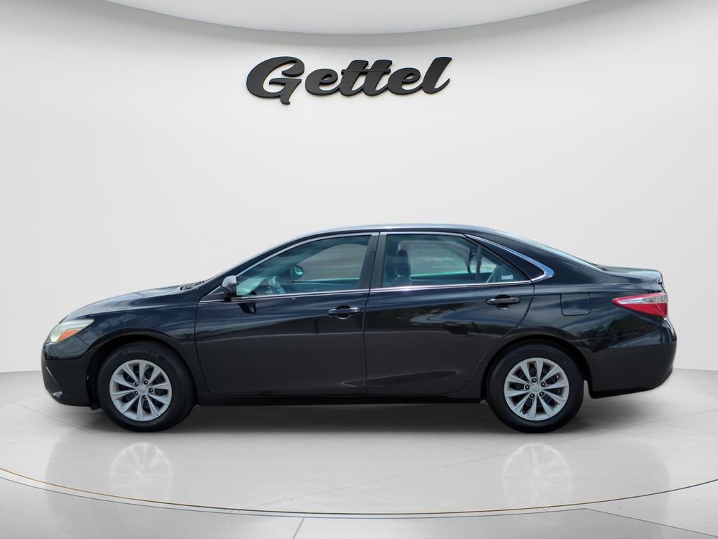 Used 2015 Toyota Camry LE FWD image 15
