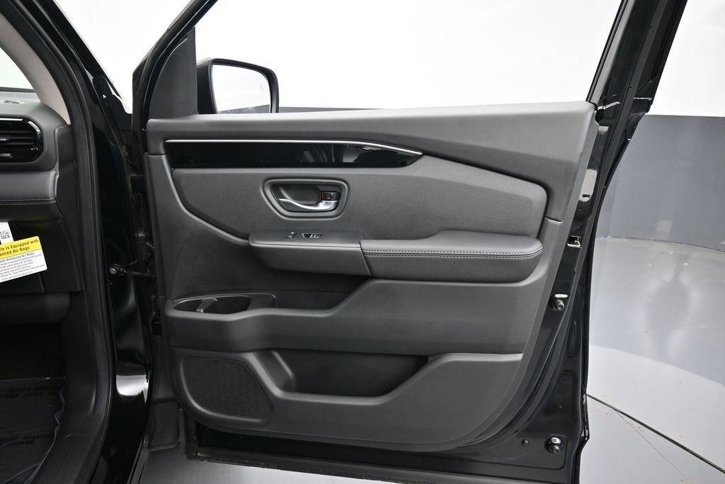 Used 2026 Honda Passport RTL image 35