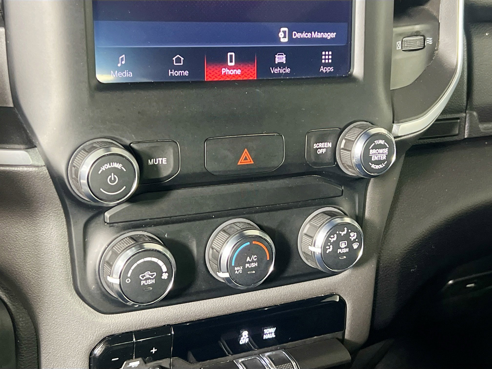 Used 2024 RAM 2500 Big Horn image 27