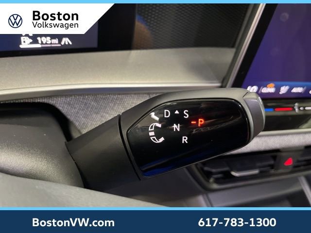 Used 2025 Volkswagen Tiguan S w/ 18" Wheel Package image 16