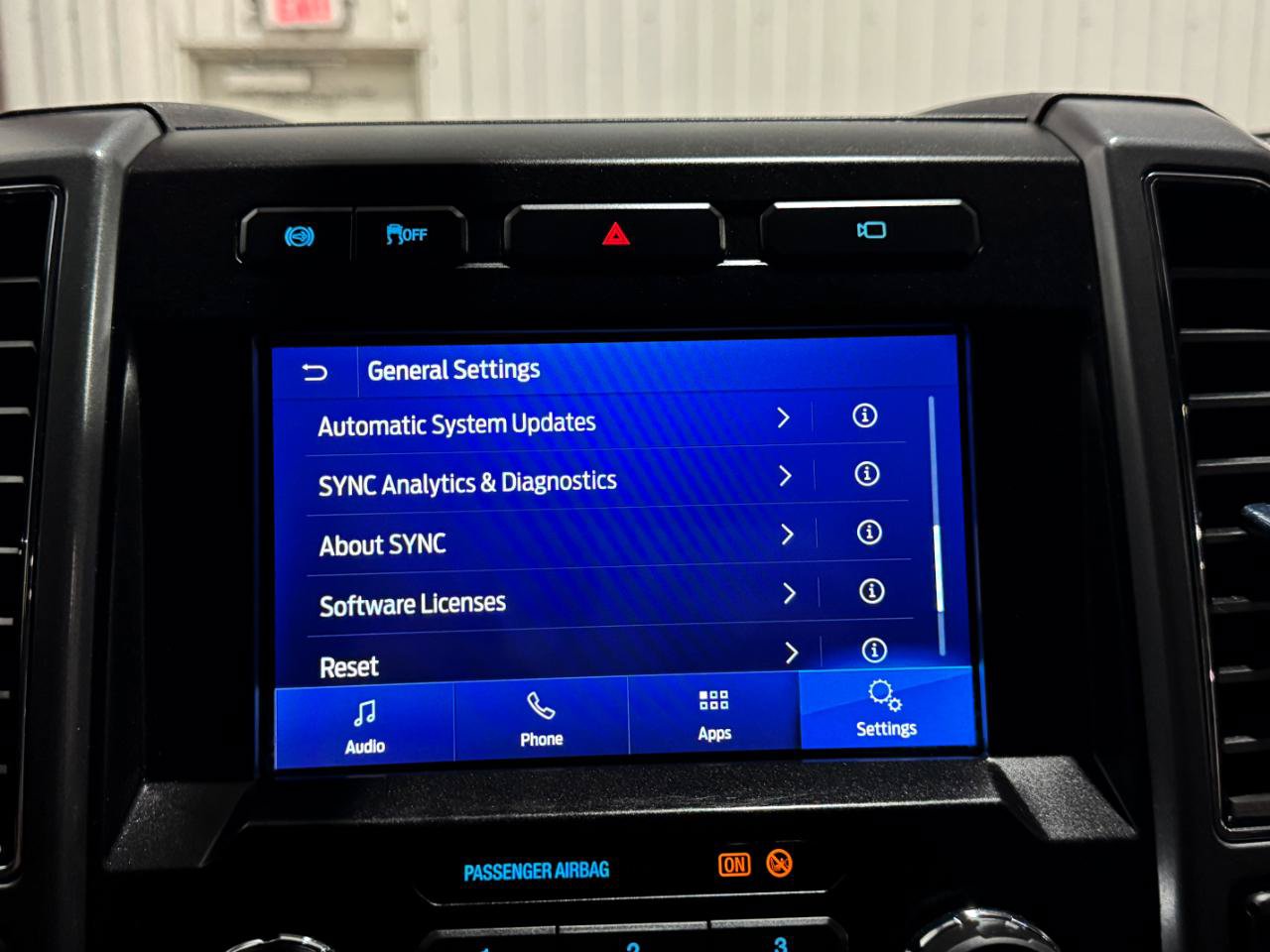 Used 2022 Ford F250 XLT w/ XLT Value Package AWD/4WD image 40
