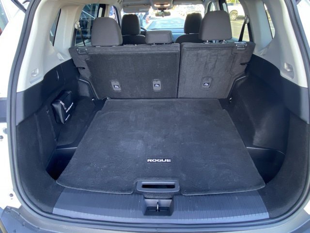 Used 2023 Nissan Rogue S image 22