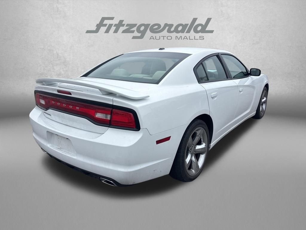 Used 2012 Dodge Charger SXT w/ Rallye Appearance Group RWD image 5