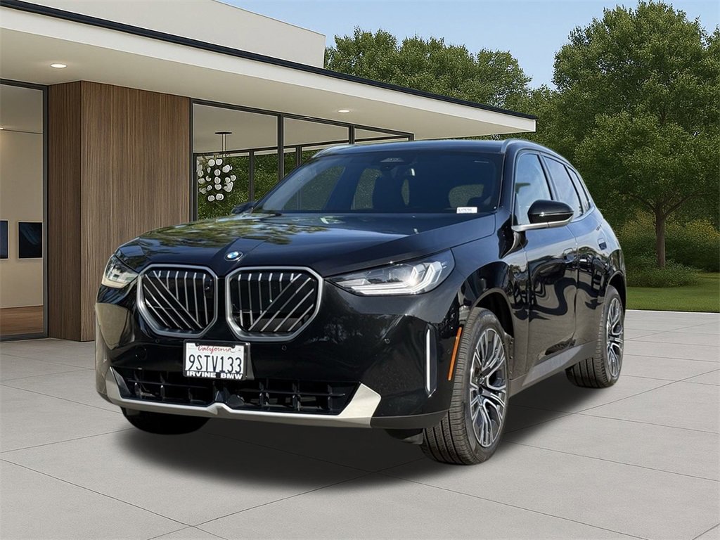 Used 2025 BMW X3 xDrive30i w/ Premium Package image 2