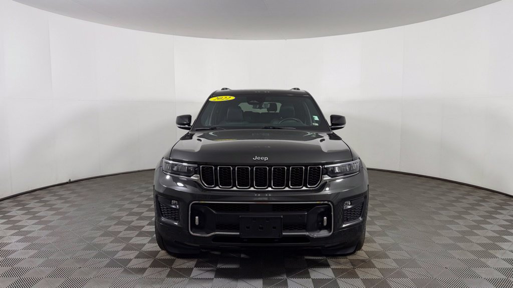 Used 2022 Jeep Grand Cherokee L Overland w/ Luxury Tech Group IV AWD/4WD image 2