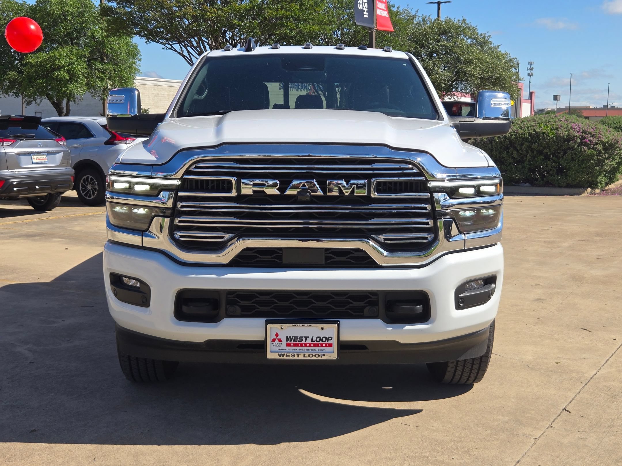 Used 2025 RAM 2500 Laramie AWD/4WD image 8
