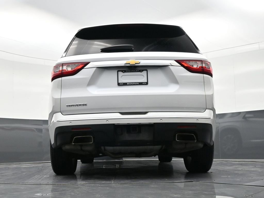 Used 2018 Chevrolet Traverse Premier w/ Driver Confidence II Package image 28