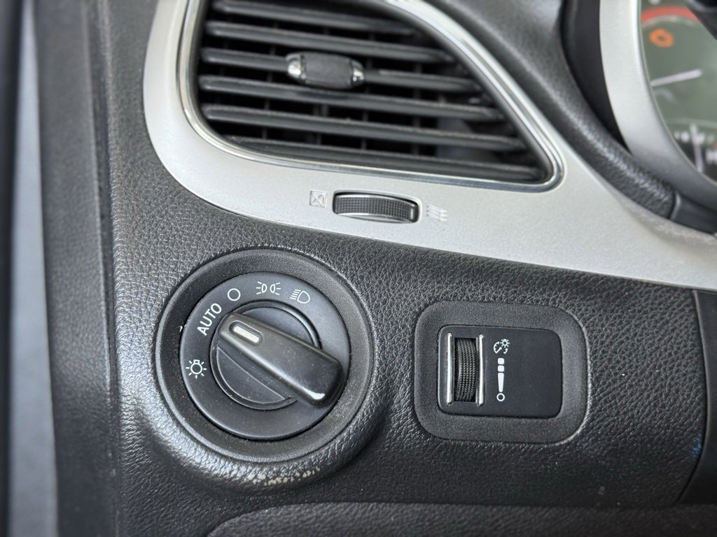 Used 2018 Dodge Journey SE w/ Popular Equipment Group image 34