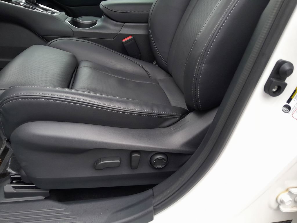 Certified 2025 Subaru Legacy Limited image 12