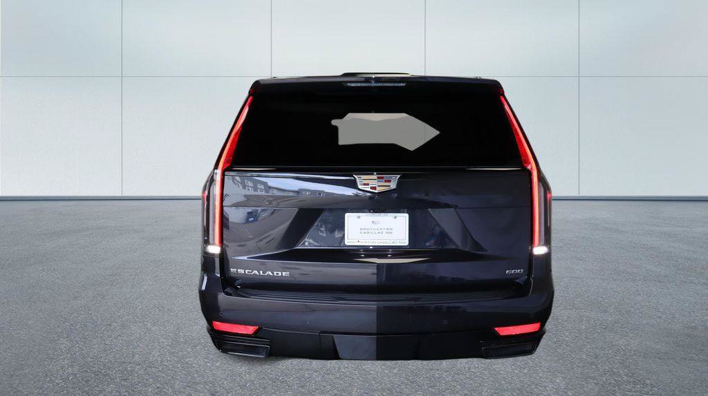 Used 2024 Cadillac Escalade Sport Platinum w/ Heavy-Duty Trailer Package AWD/4WD image 4