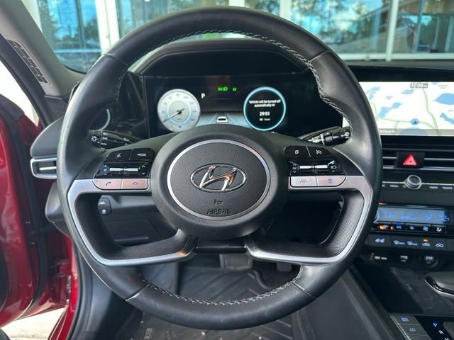Used 2023 Hyundai Elantra Limited FWD image 21