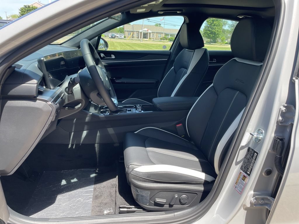 New 2026 Kia K5 GT-Line w/ GT-Line Premium Package AWD/4WD image 8