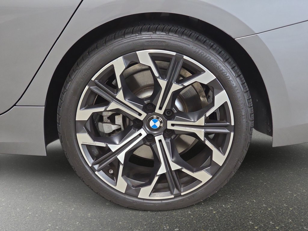 Used 2026 BMW 330i Sedan w/ Premium Package RWD image 32