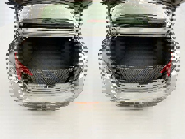 Used 2021 Hyundai Elantra SE image 20