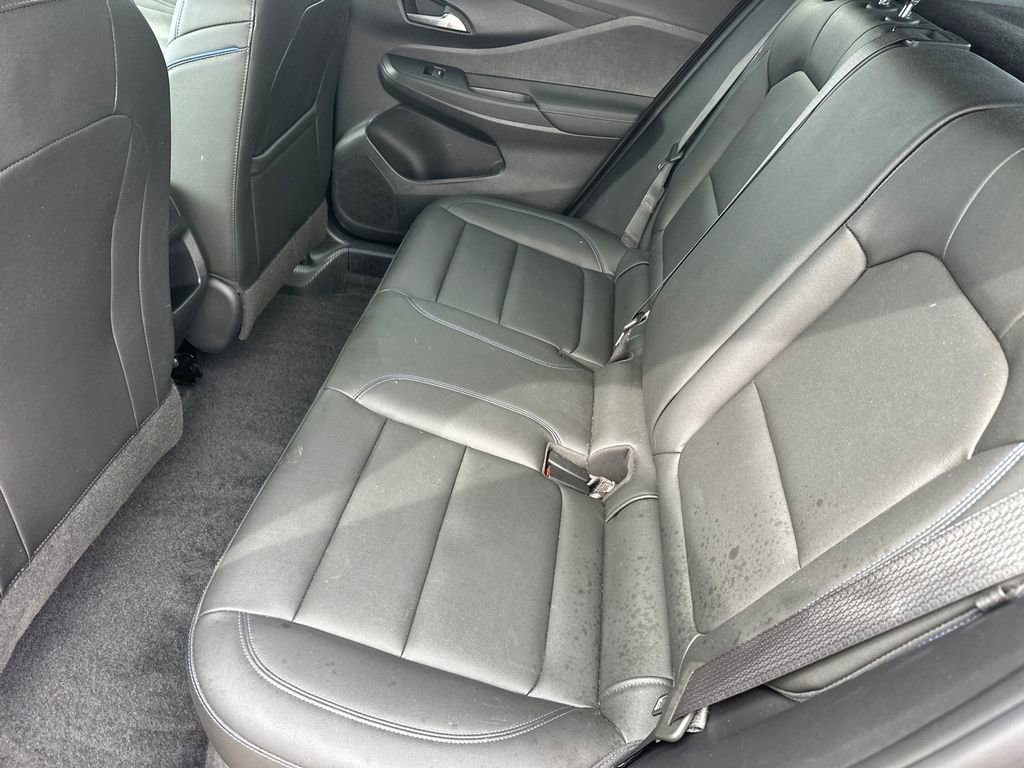 Used 2025 Buick Envista Sport Touring image 20