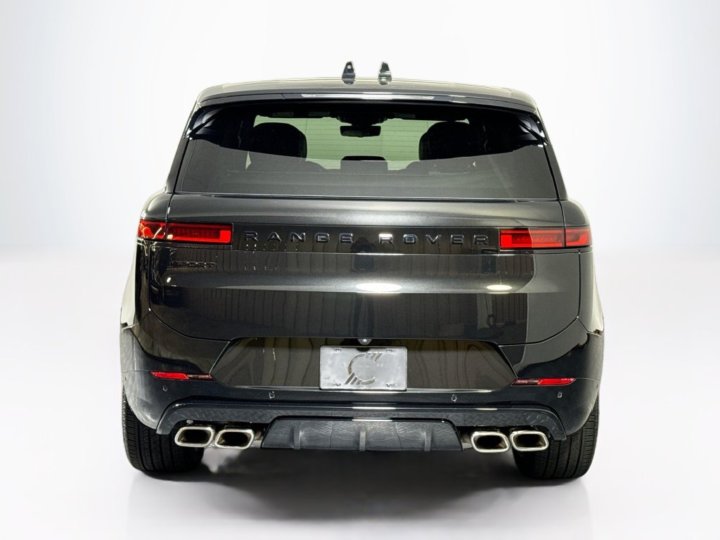Used 2025 Land Rover Range Rover Sport Dynamic SE AWD/4WD image 4