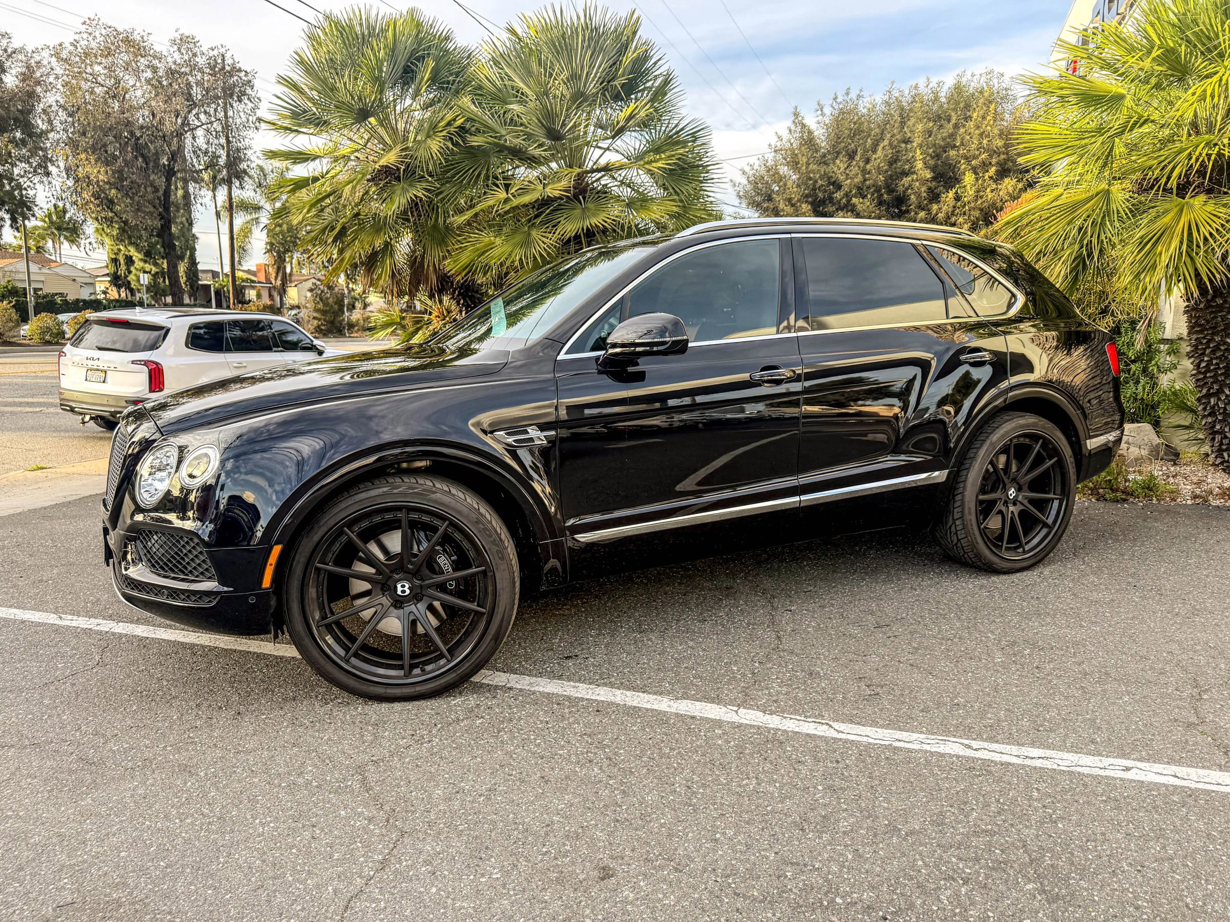 Used 2020 Bentley Bentayga image 5