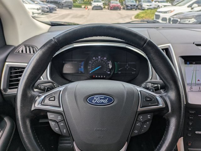 Used 2019 Ford Edge Titanium w/ Cold Weather Package AWD/4WD image 25