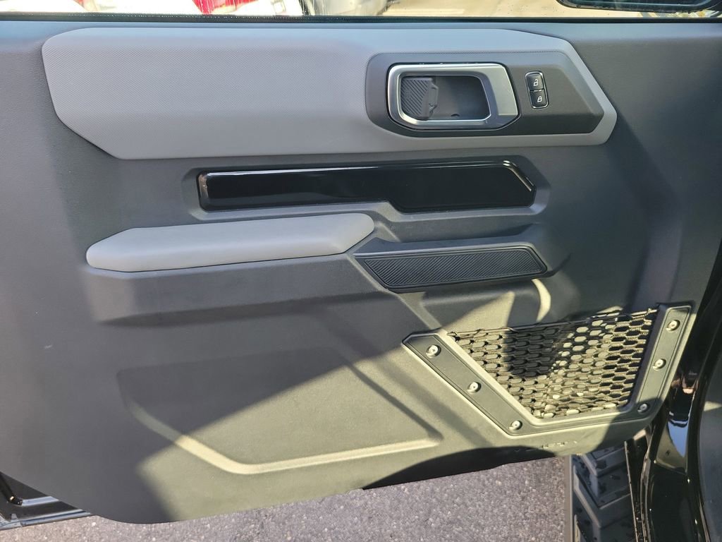 Used 2023 Ford Bronco 2-Door w/ Sasquatch Package image 11