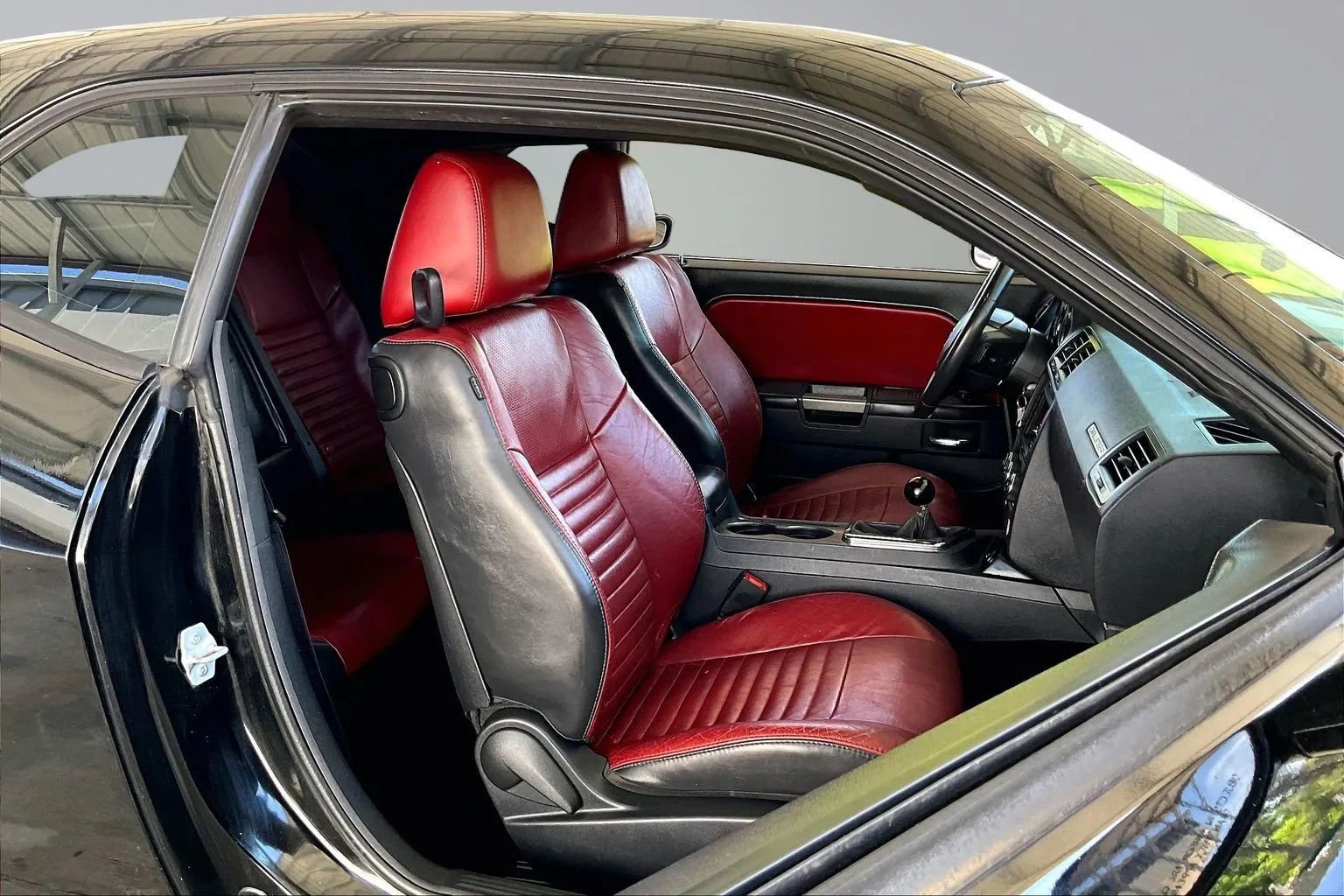 Used 2014 Dodge Challenger R/T Plus RWD image 23