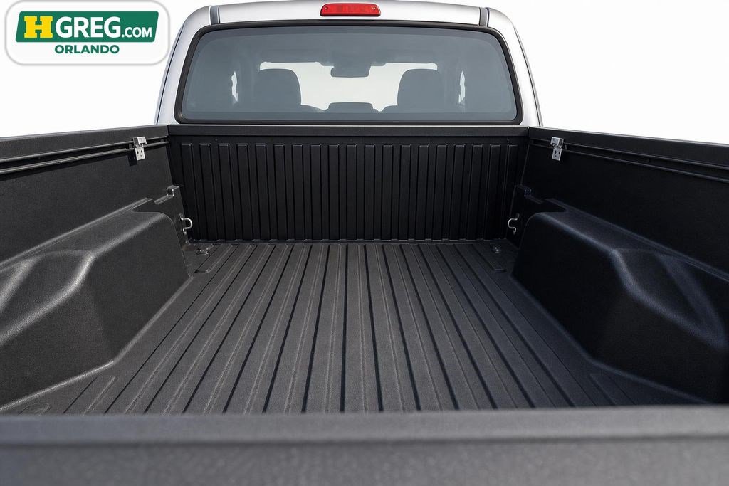 Used 2018 Toyota Tacoma SR RWD image 15