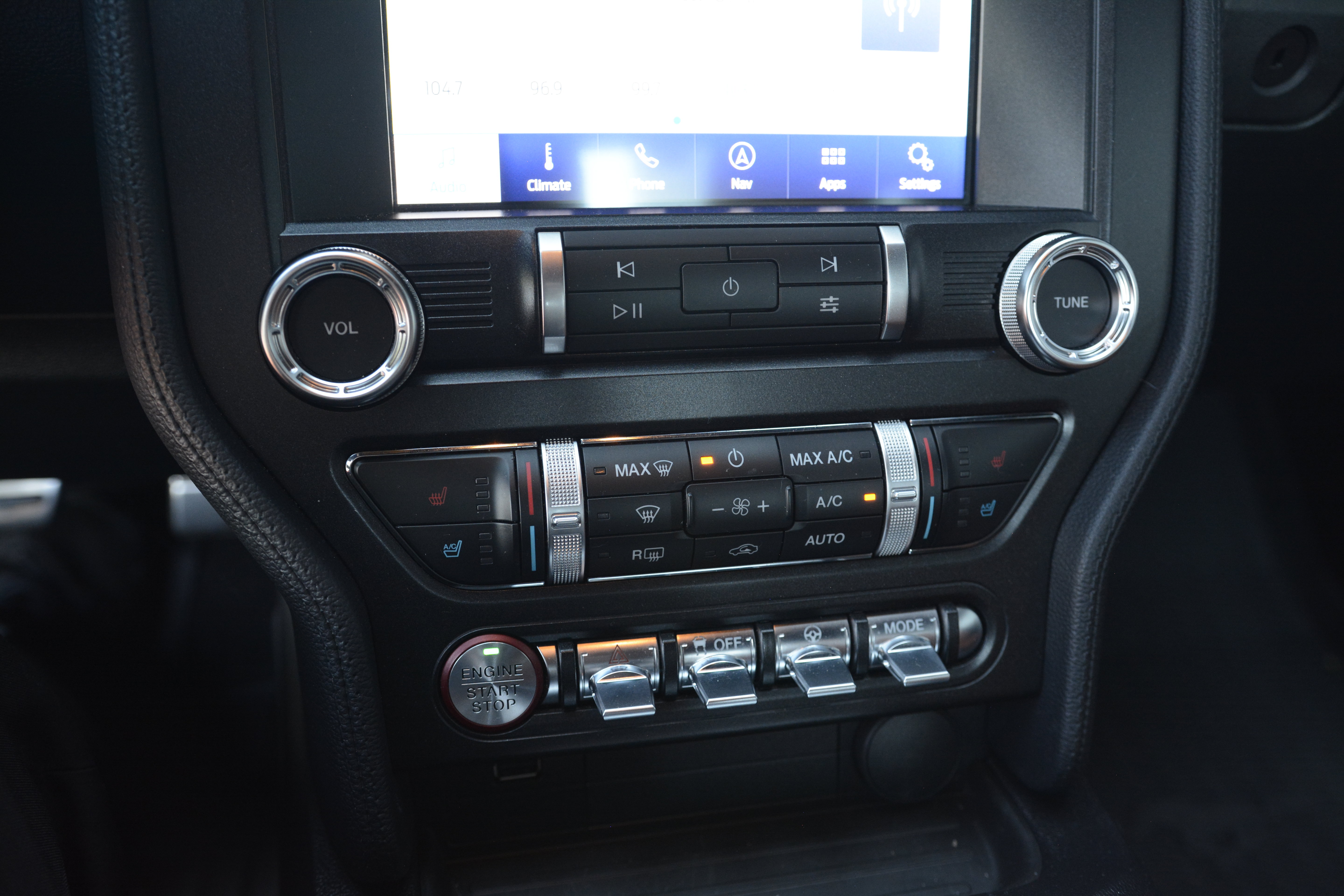 Used 2019 Ford Mustang Premium w/ Ford Safe & Smart Package RWD image 22