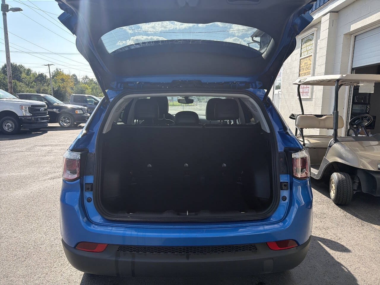 Used 2021 Jeep Compass Latitude AWD/4WD image 10