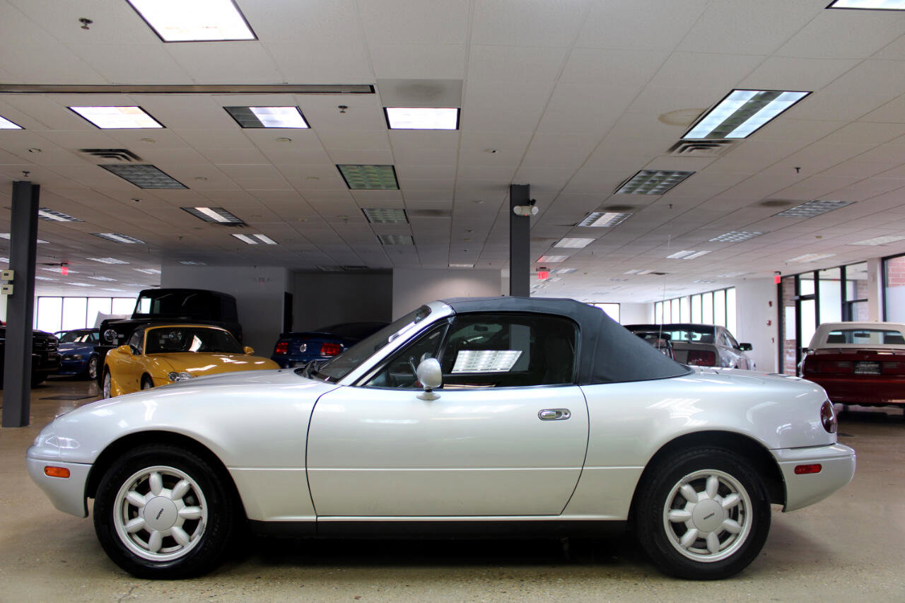 Used 1991 MAZDA MX-5 Miata image 14