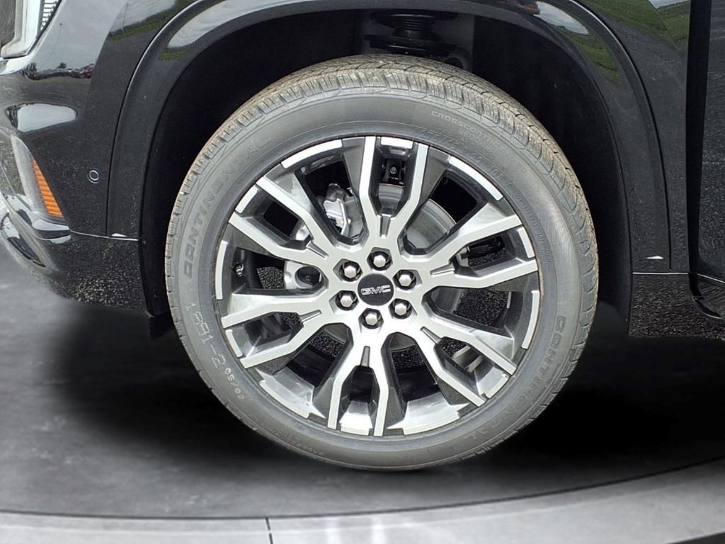 New 2026 GMC Acadia Denali Ultimate FWD image 16