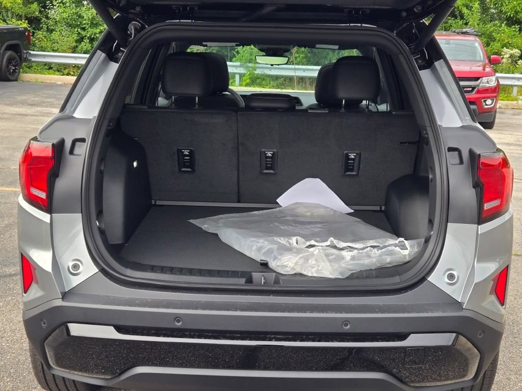 New 2027 GMC Terrain Elevation w/ Elevation Premium Package AWD/4WD image 24