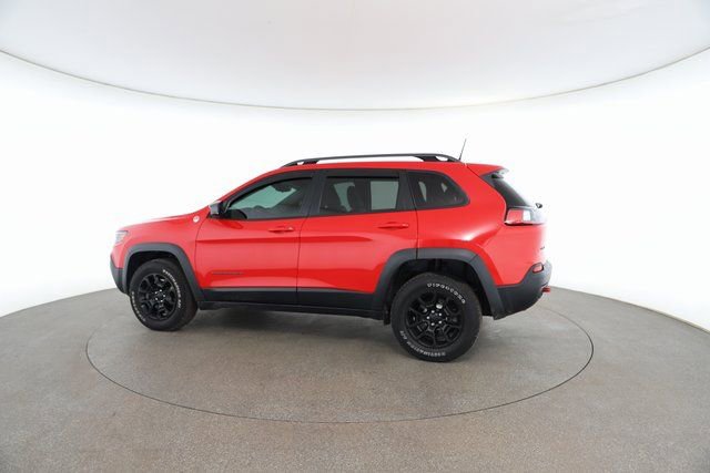 Used 2019 Jeep Cherokee Trailhawk w/ Cold Weather Group image 8