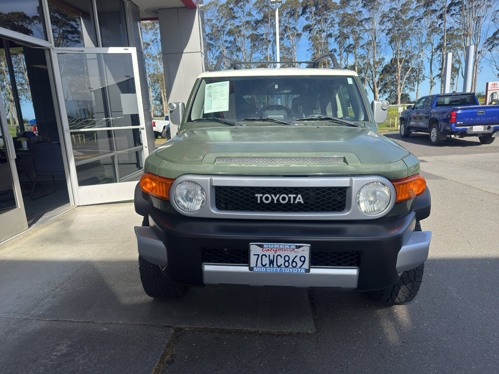 Used 2013 Toyota FJ Cruiser 4WD w/ Upgrade Pkg image 19
