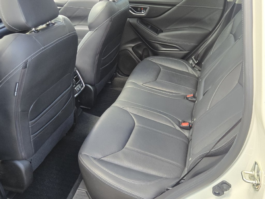 Used 2020 Subaru Forester Touring AWD/4WD image 12