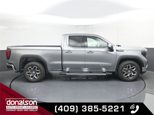 New 2026 GMC Sierra 1500 SLE image 2