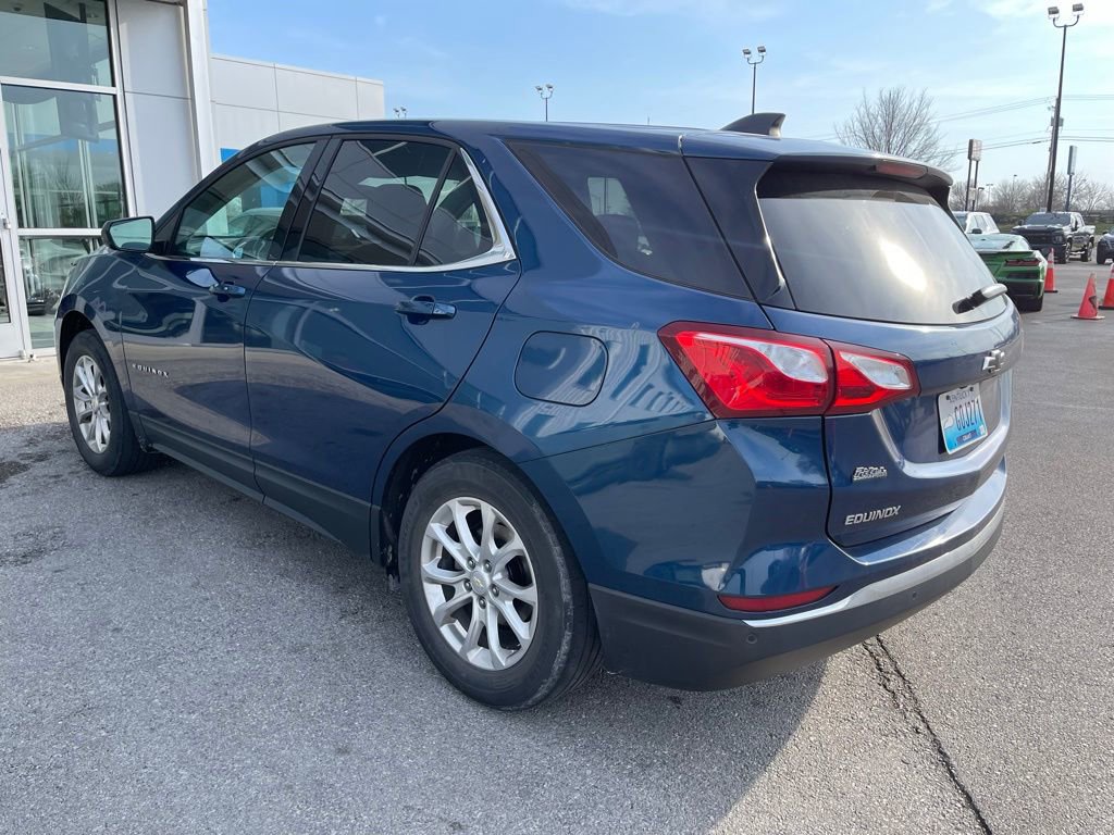 Used 2020 Chevrolet Equinox LT w/ Driver Convenience Package image 4